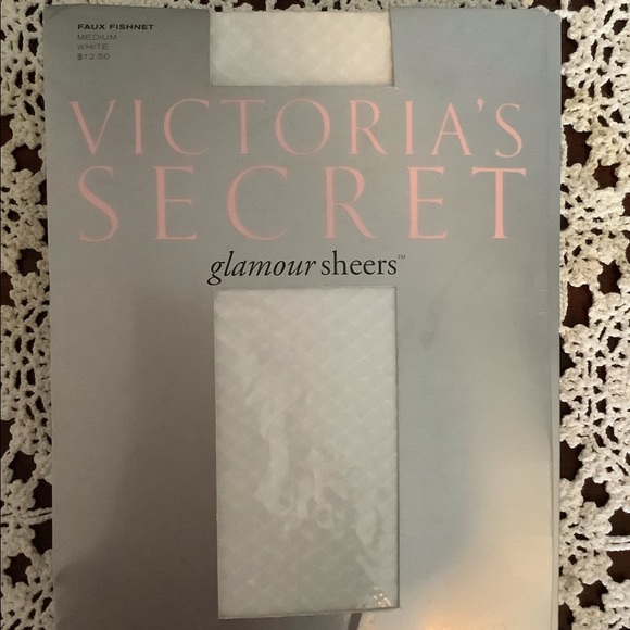 Victoria’s Secret Glamour Sheers White Fishnet Pantyhose - Picture 1 of 3